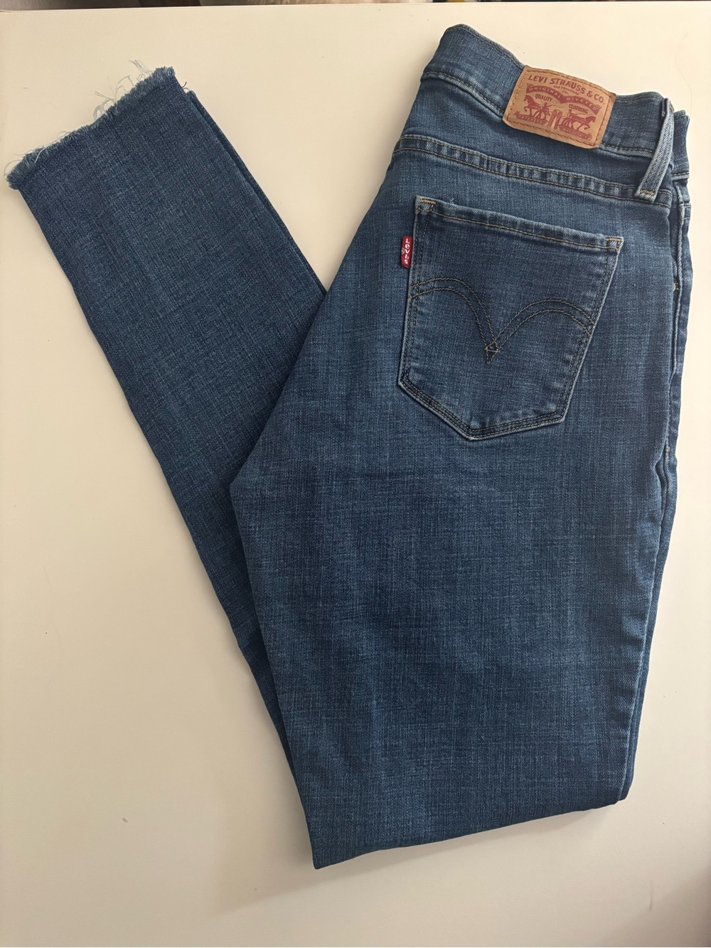 Women’s Levi's Curvy skinny Dark Blue Jeans Size 28